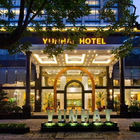Yunhai Hotel Джухай Екстериор снимка